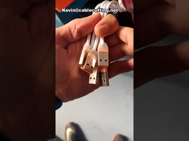 Vertical Plastic Injection Molding Machine | Industrial Moulding Machinery