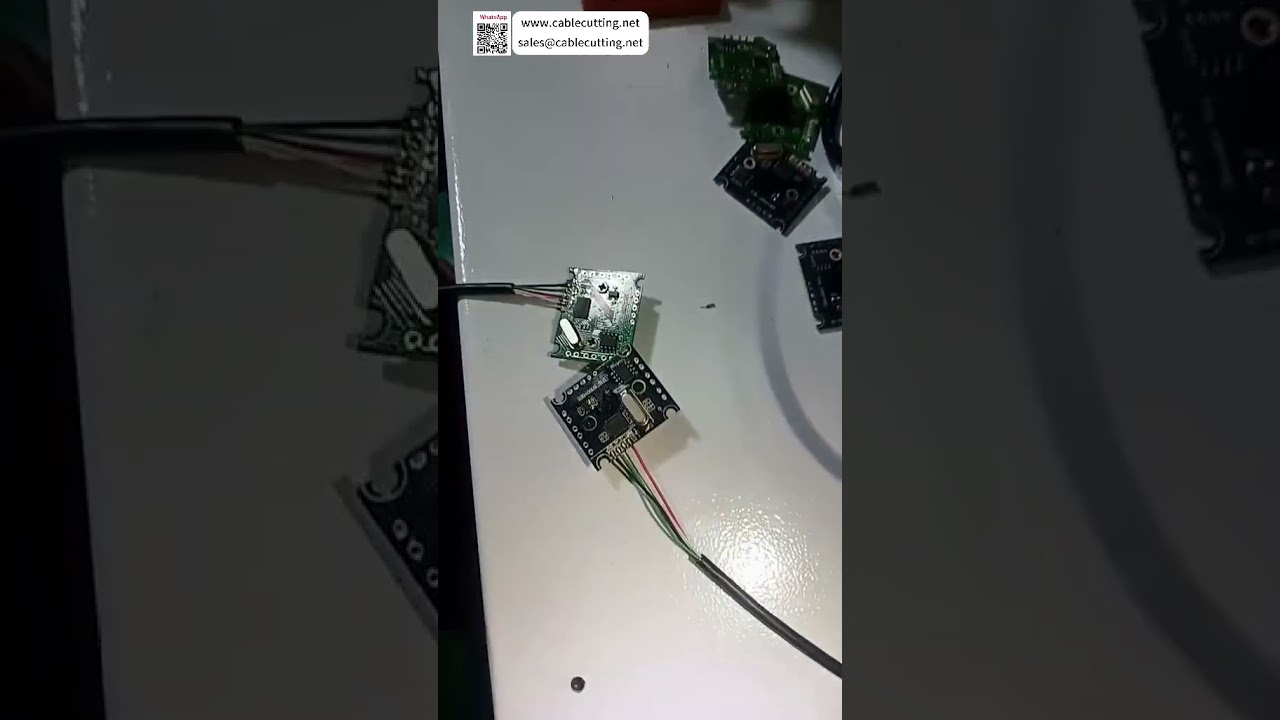 Kameraüberwachte PCB-Lötmaschine – Hochpräzises Elektronikschweißen