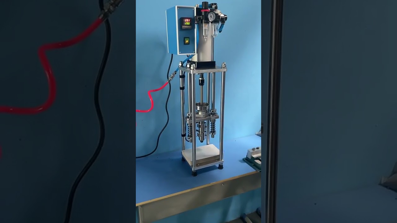 Vertikale kleine Kunststoff-Spritzgießmaschine – 10g Spritzguss für die Fabrikautomation #factory