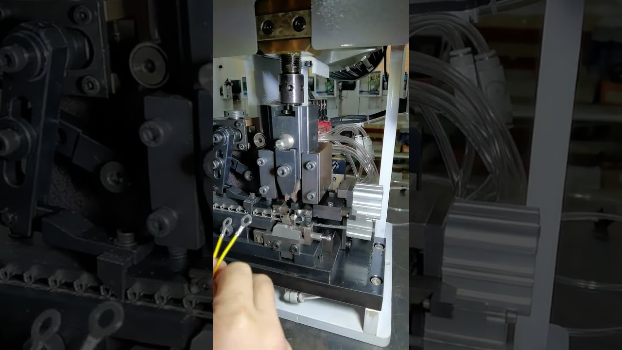 Hersteller für Endlos-Streifenanschlussmaschinen – Echte Aufnahmen der Anlage #Fabrik #Maschine #Werkzeuge