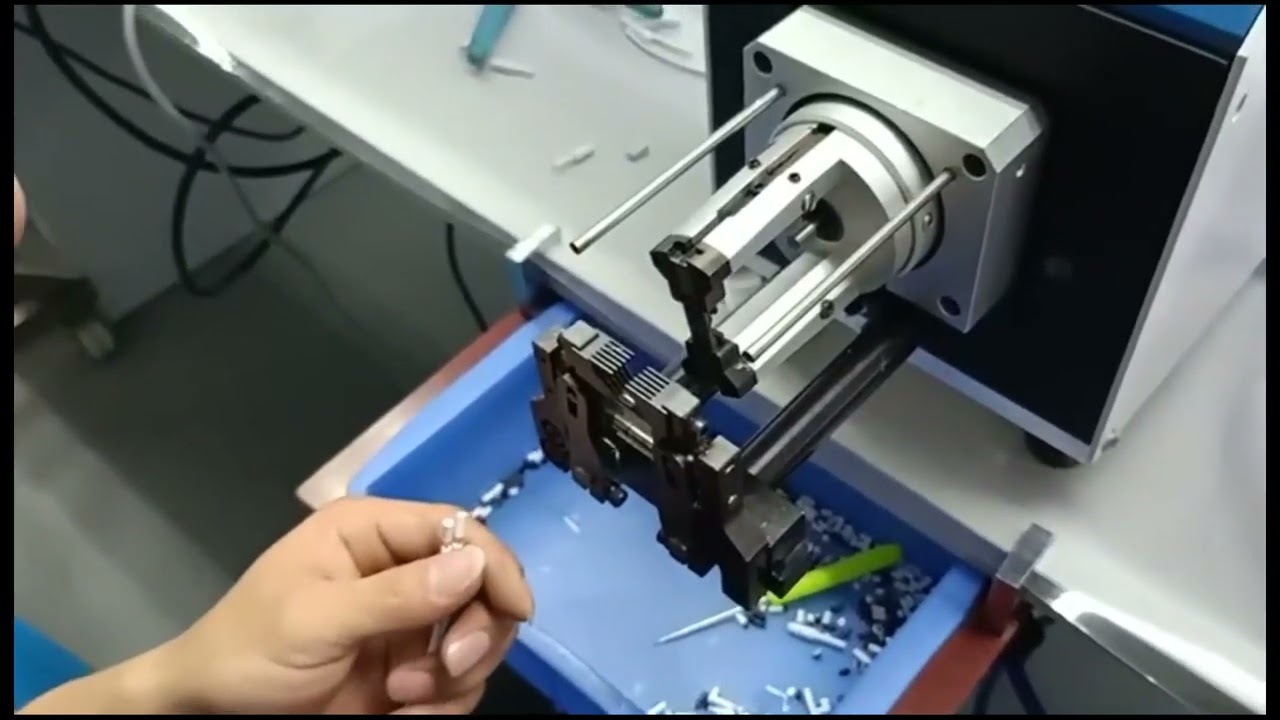 Halbautomatische Koaxialkabel-Abisolier-Maschine für RG58 und RG6 – Präzise & Effizient