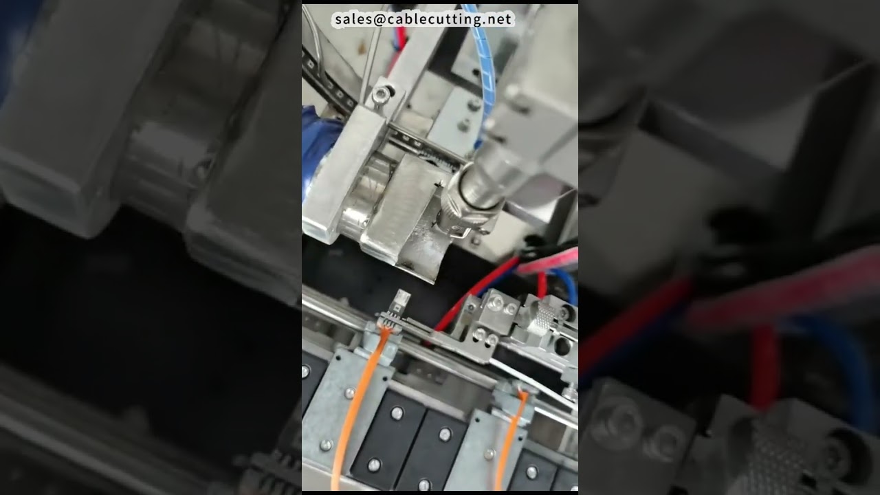 Automatische Verzinnungs- und Lötmaschine für lackierte Drähte und USB-Köpfe