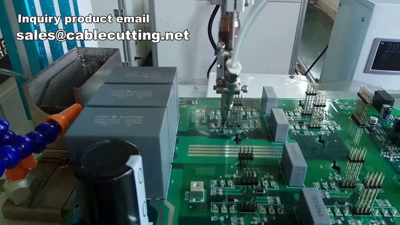 Automatisierte Lötroboter | Lötrobotersysteme | Hersteller für industrielle Lötautomation