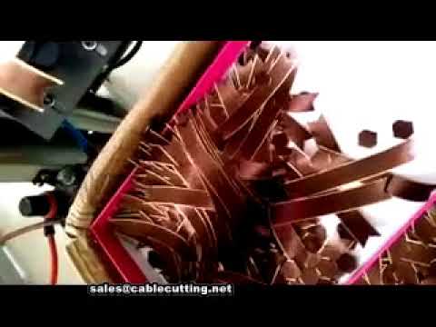 Präzises Zuschneiden von Bändern: Ultraschall-Schneidemaschine für Schwalbenschwanz-Schnitte