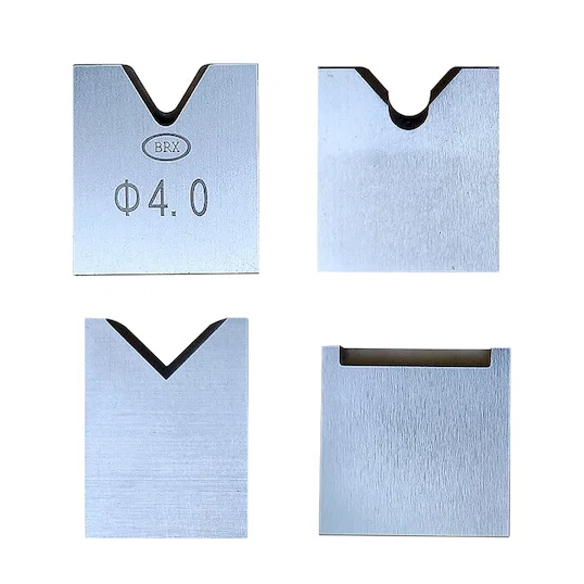 Horizontale pneumatische Abisolierklingen